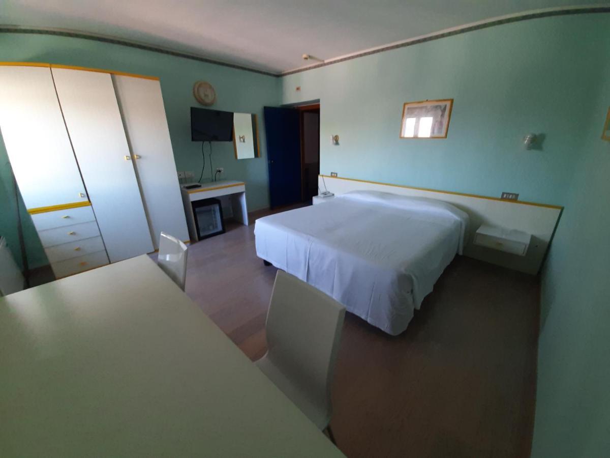 Elba Hotel Rosignano Solvay Bagian luar foto