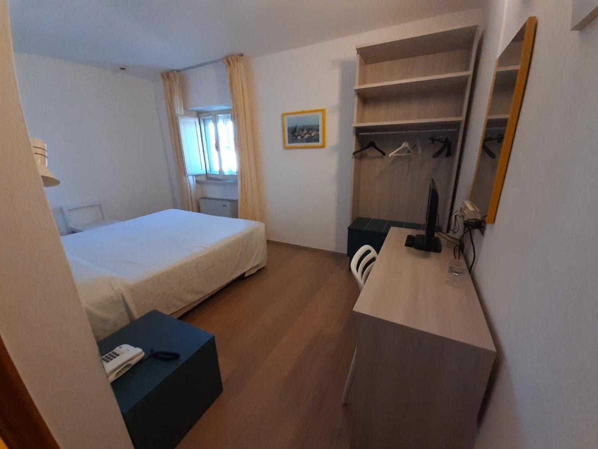 Elba Hotel Rosignano Solvay Bagian luar foto