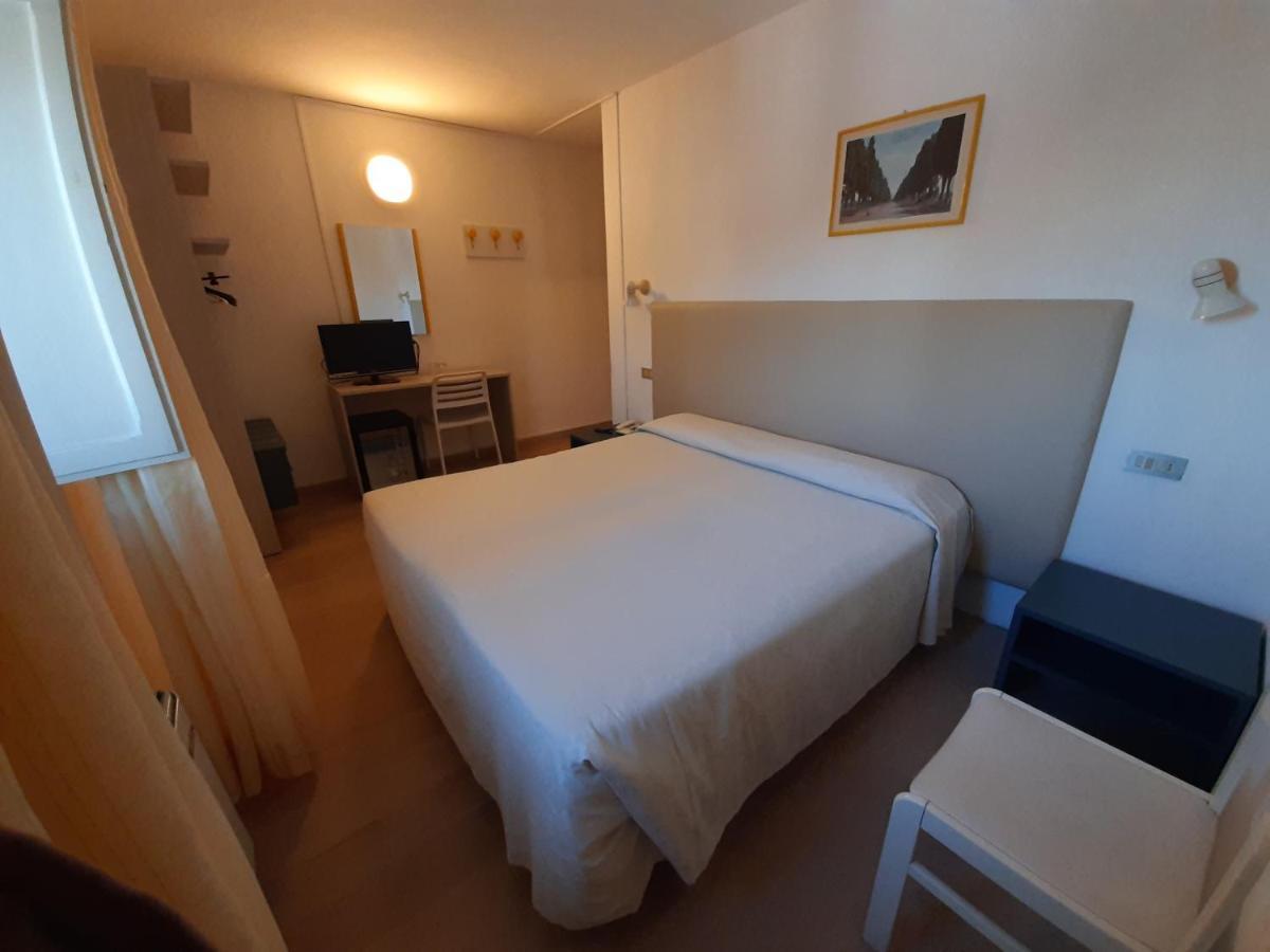 Elba Hotel Rosignano Solvay Bagian luar foto