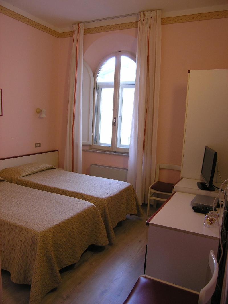 Elba Hotel Rosignano Solvay Bagian luar foto