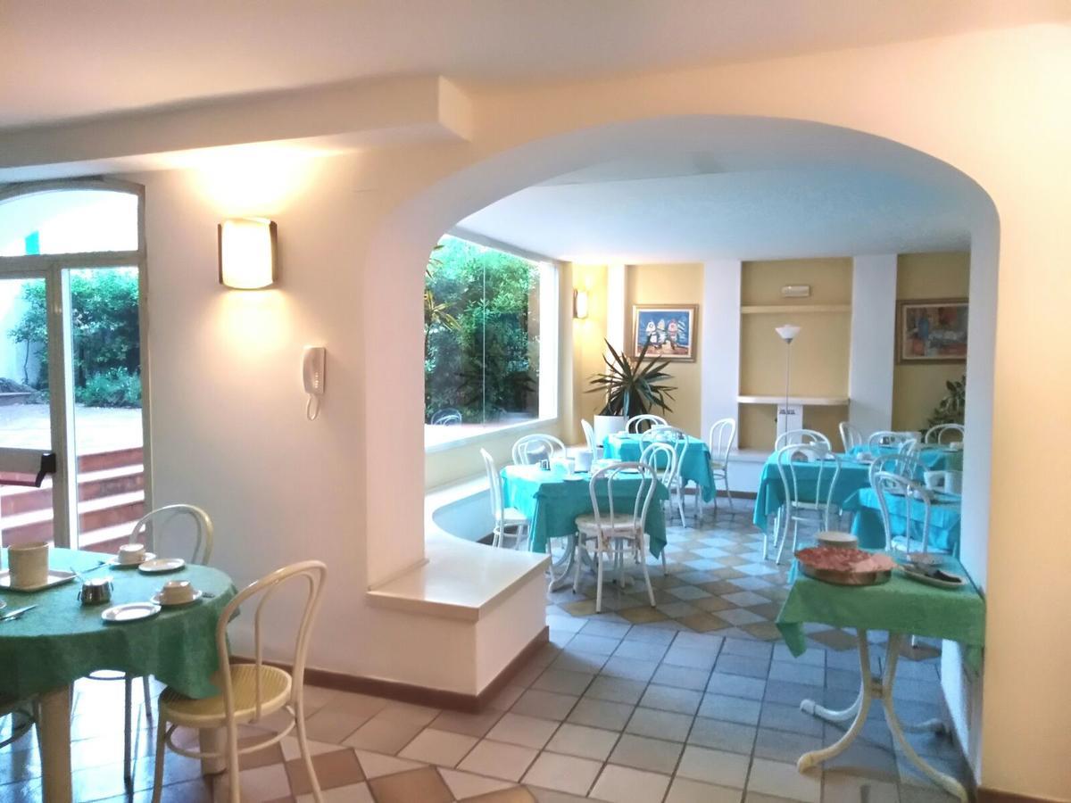Elba Hotel Rosignano Solvay Bagian luar foto